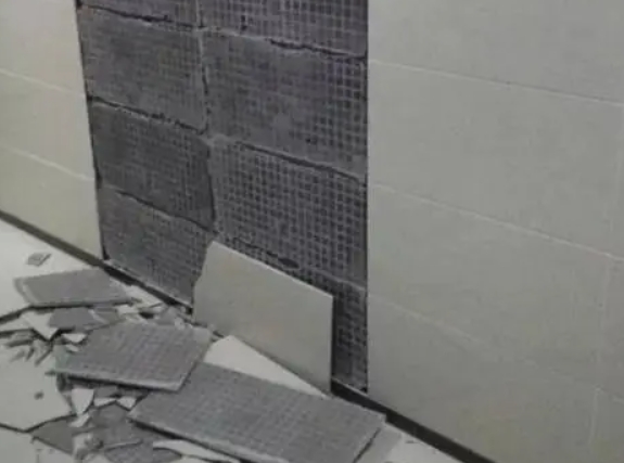 灯塔瓷砖空鼓维修公司分享下灯塔墙砖松动维修的知识